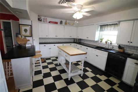 220 Us Highway 380 W Jacksboro TX 76458
