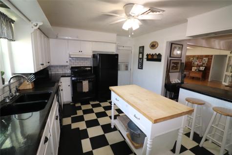 220 Us Highway 380 W Jacksboro TX 76458