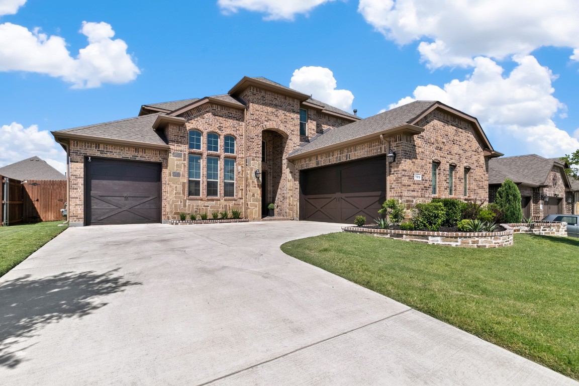7510 Sweetwater Lane Arlington TX 76002