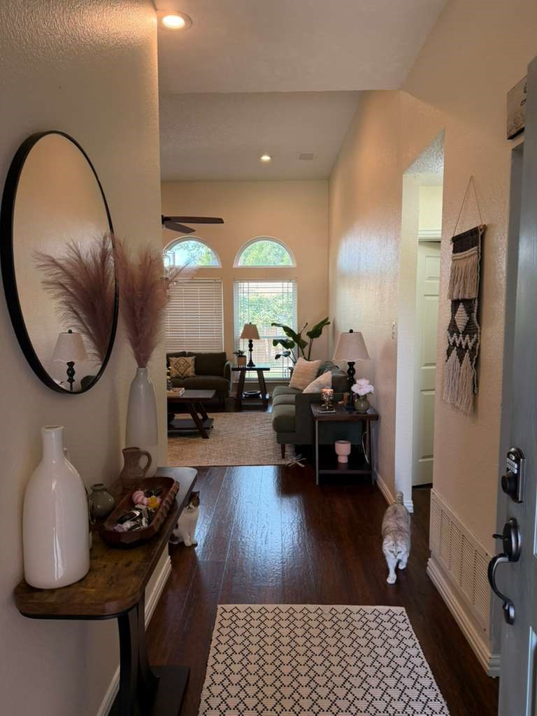 906 Busby Cedar Hill TX 75104