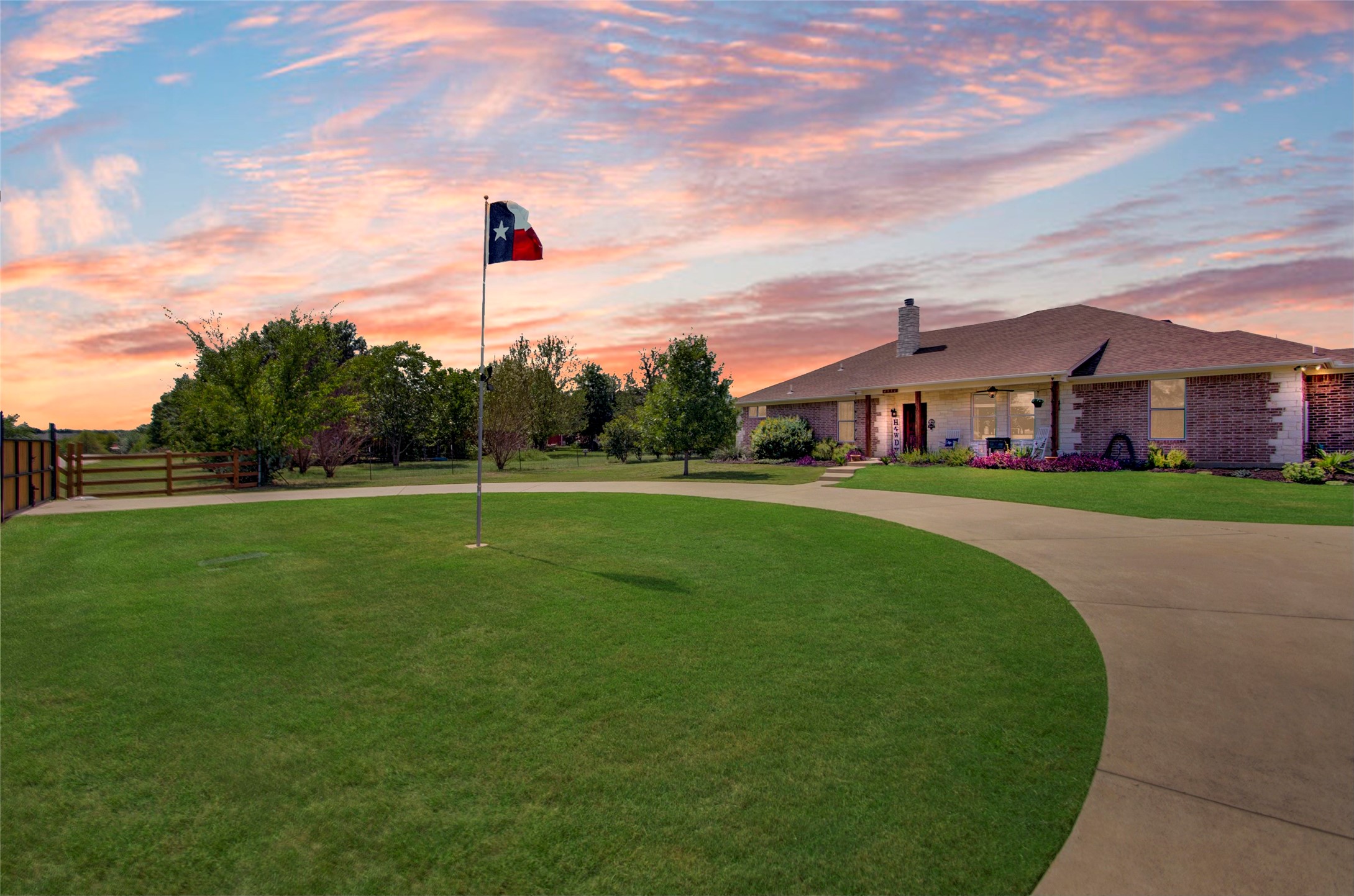 4951 Kiowa Trail Argyle TX 76226