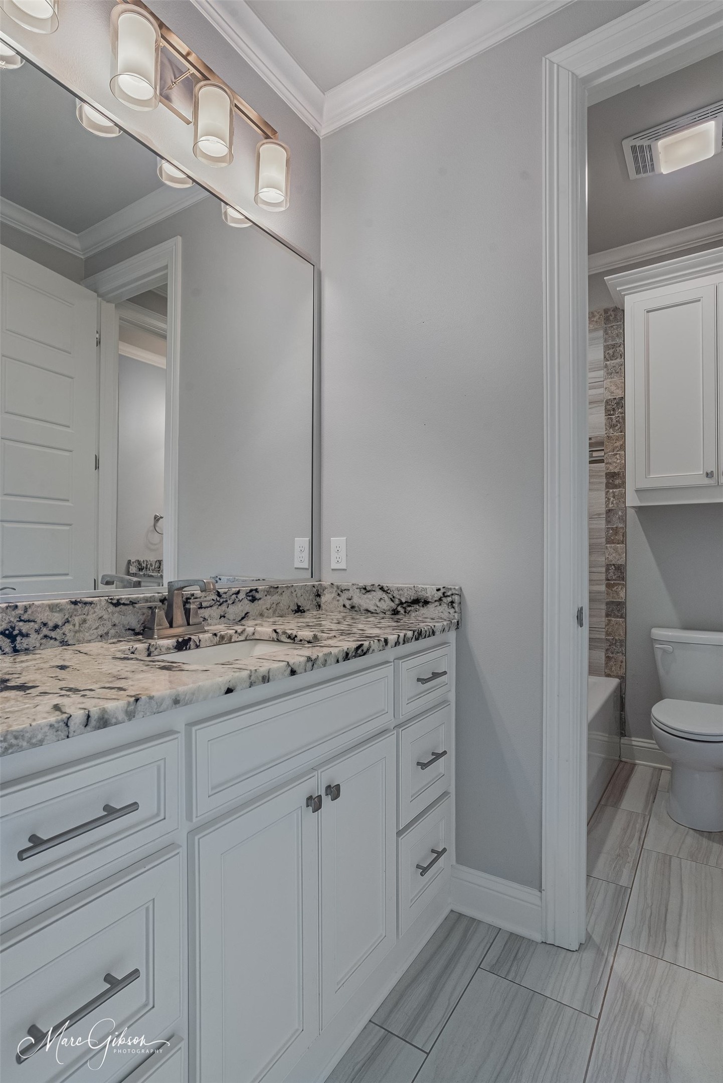 410 Oakwood Trace Court Shreveport LA 71106