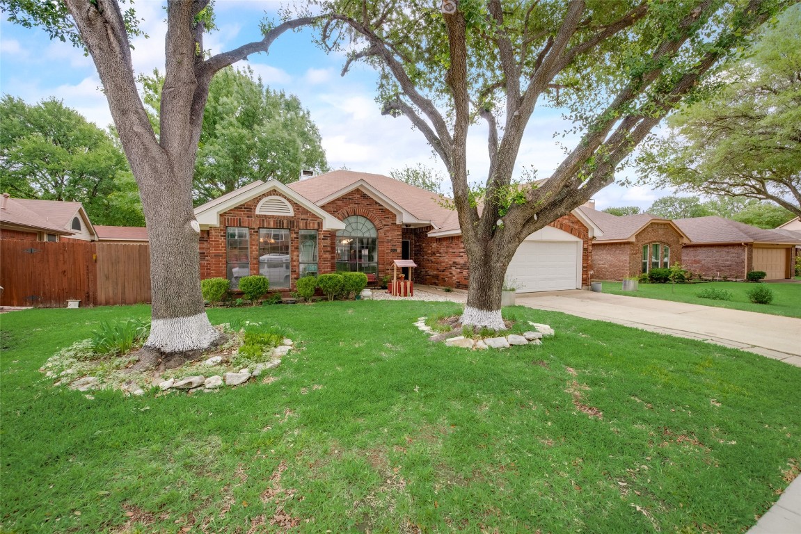 4352 Carolina Street Grand Prairie TX 75052