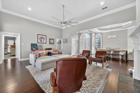 3211 Summergrove Drive Arlington TX 76001
