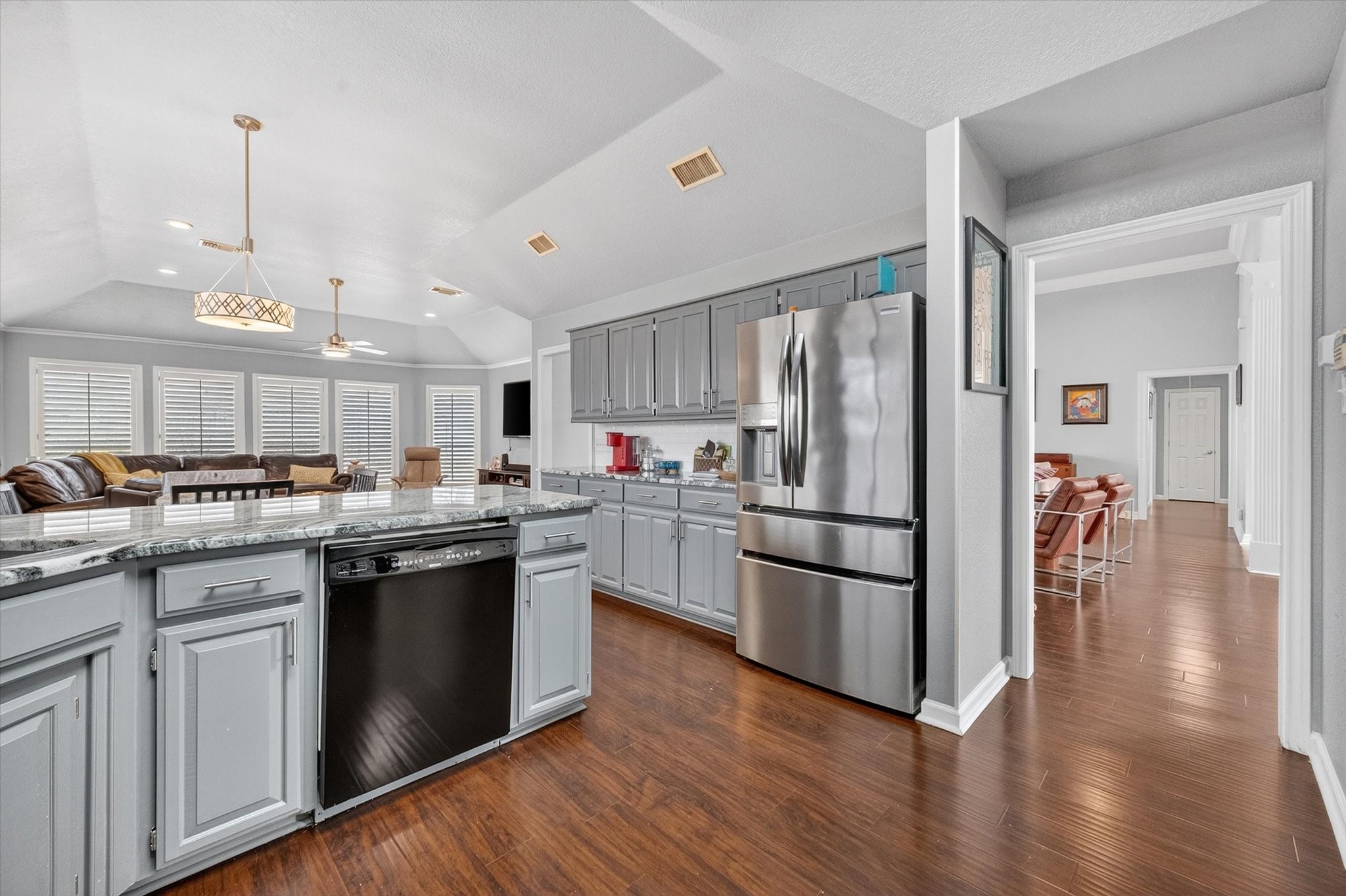 3211 Summergrove Drive Arlington TX 76001