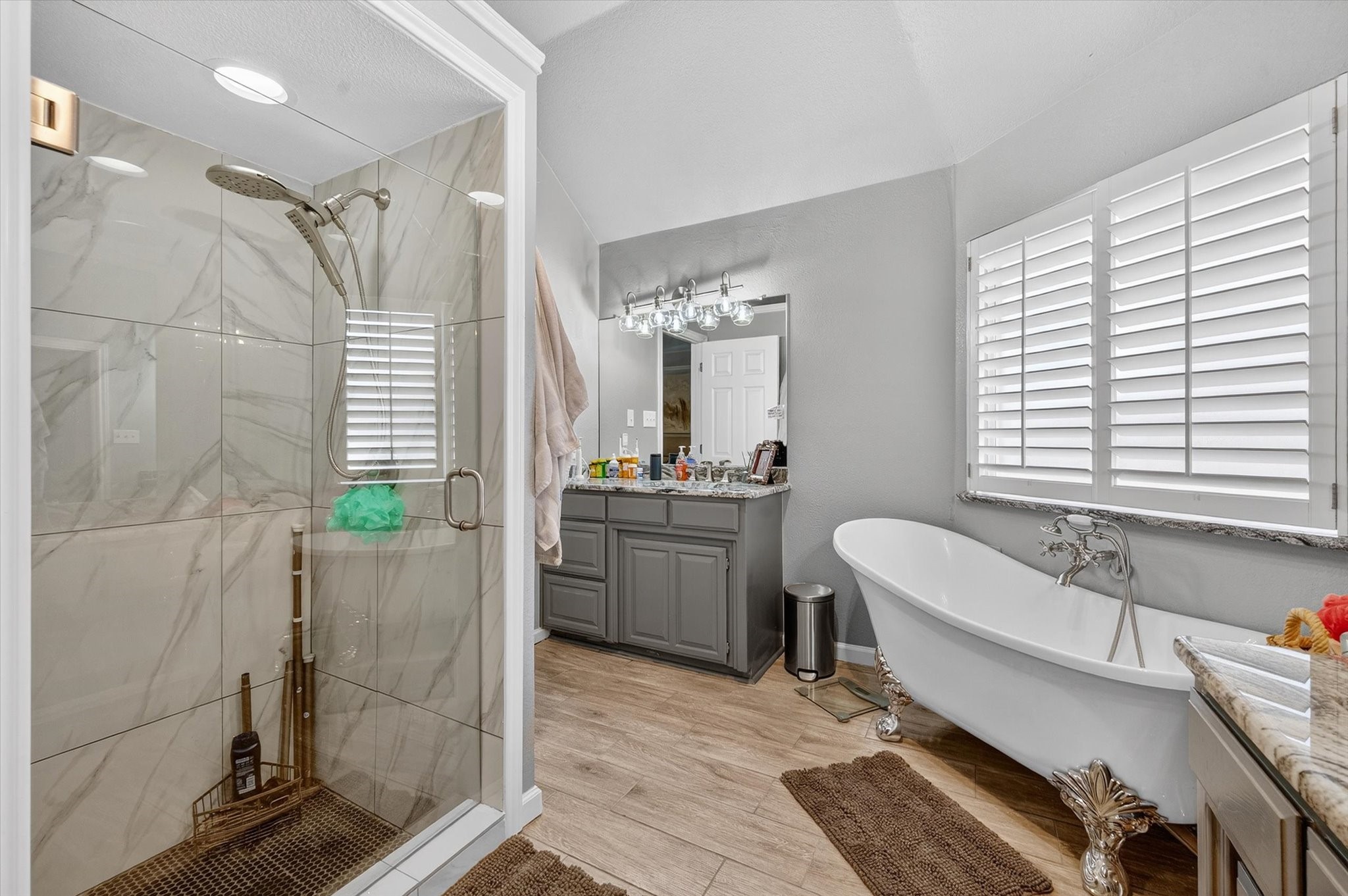 3211 Summergrove Drive Arlington TX 76001