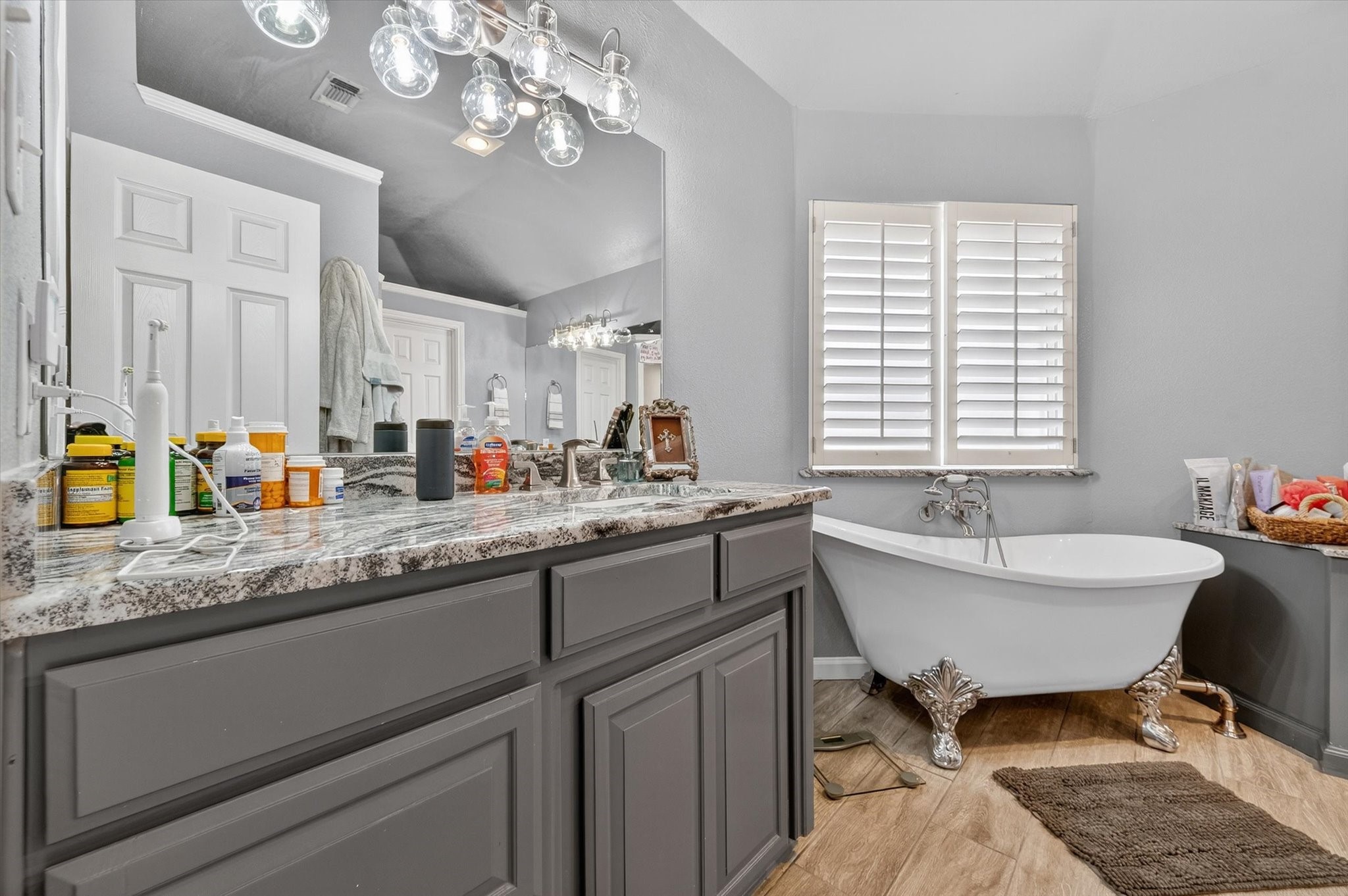 3211 Summergrove Drive Arlington TX 76001