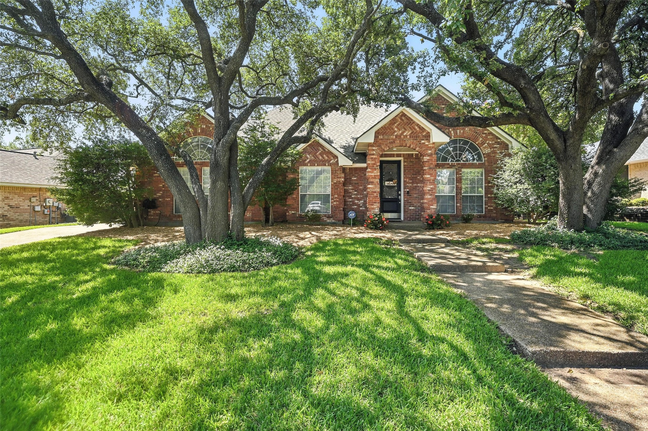 7605 Ramble Wood Trail Fort Worth TX 76132