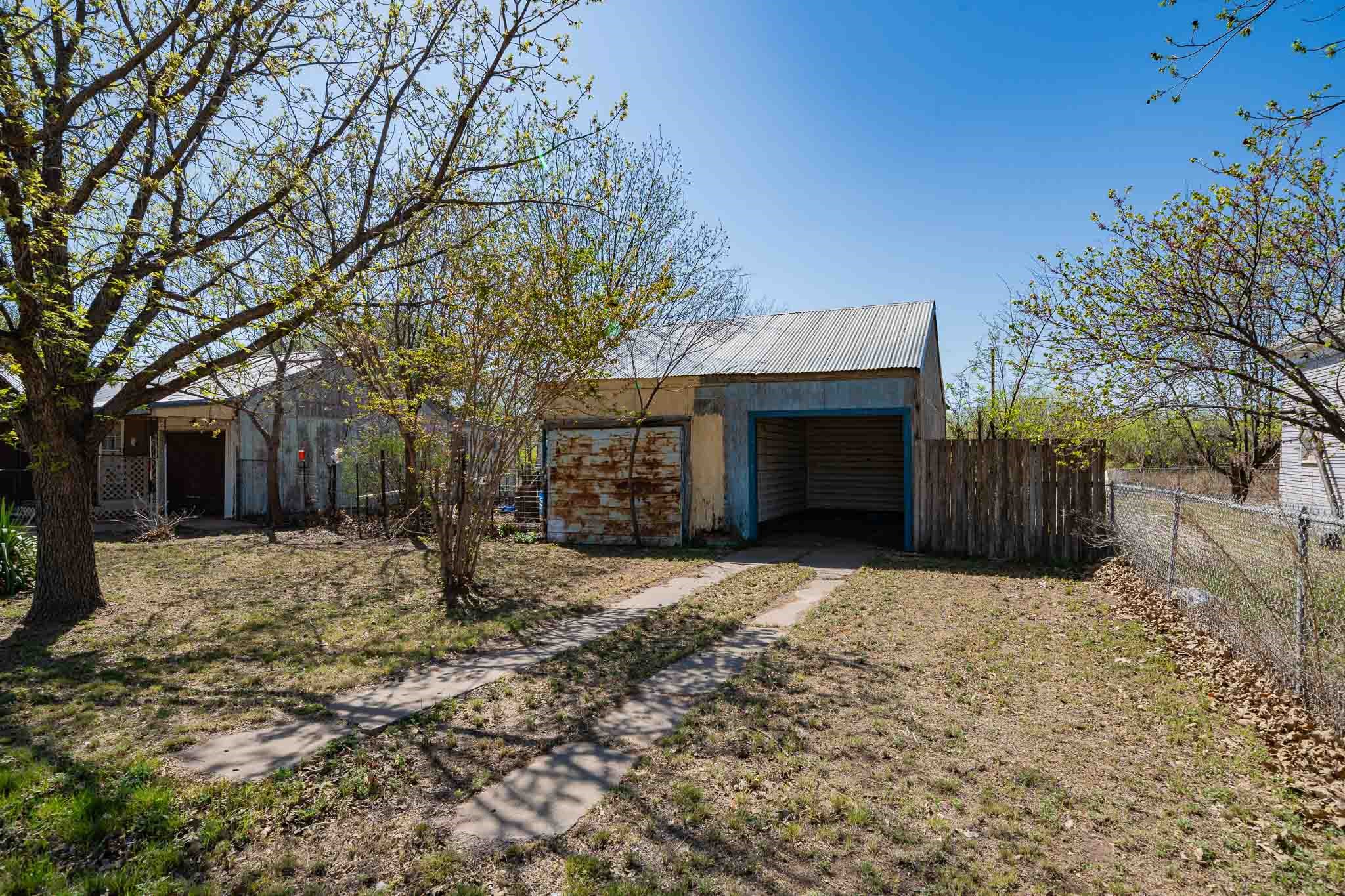 814 Texas Street Stamford TX 79553