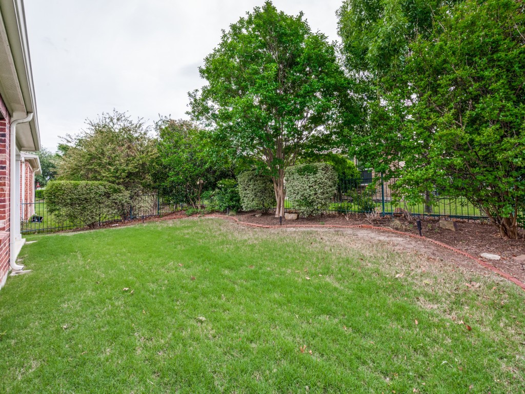 1649 Antelope Hills Drive Frisco TX 75036