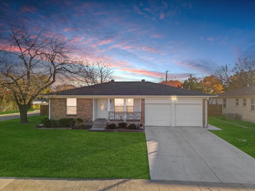 1120 Noble Avenue Carrollton TX 75006