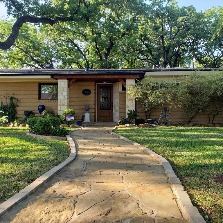 904 NW 10th Street Mineral Wells TX 76067