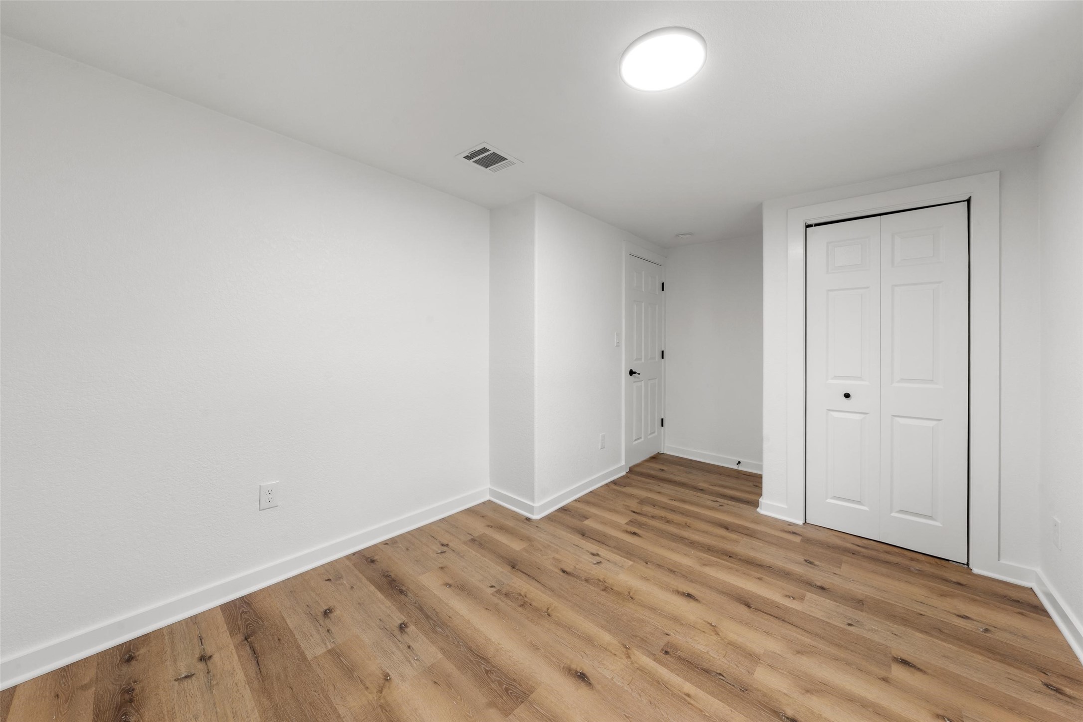 407 Johnson Street Mcgregor TX 76657