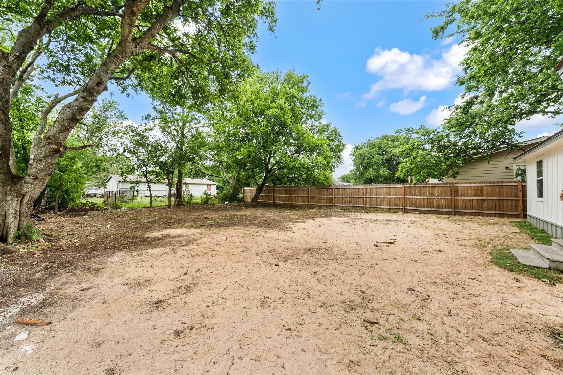 407 Johnson Street Mcgregor TX 76657