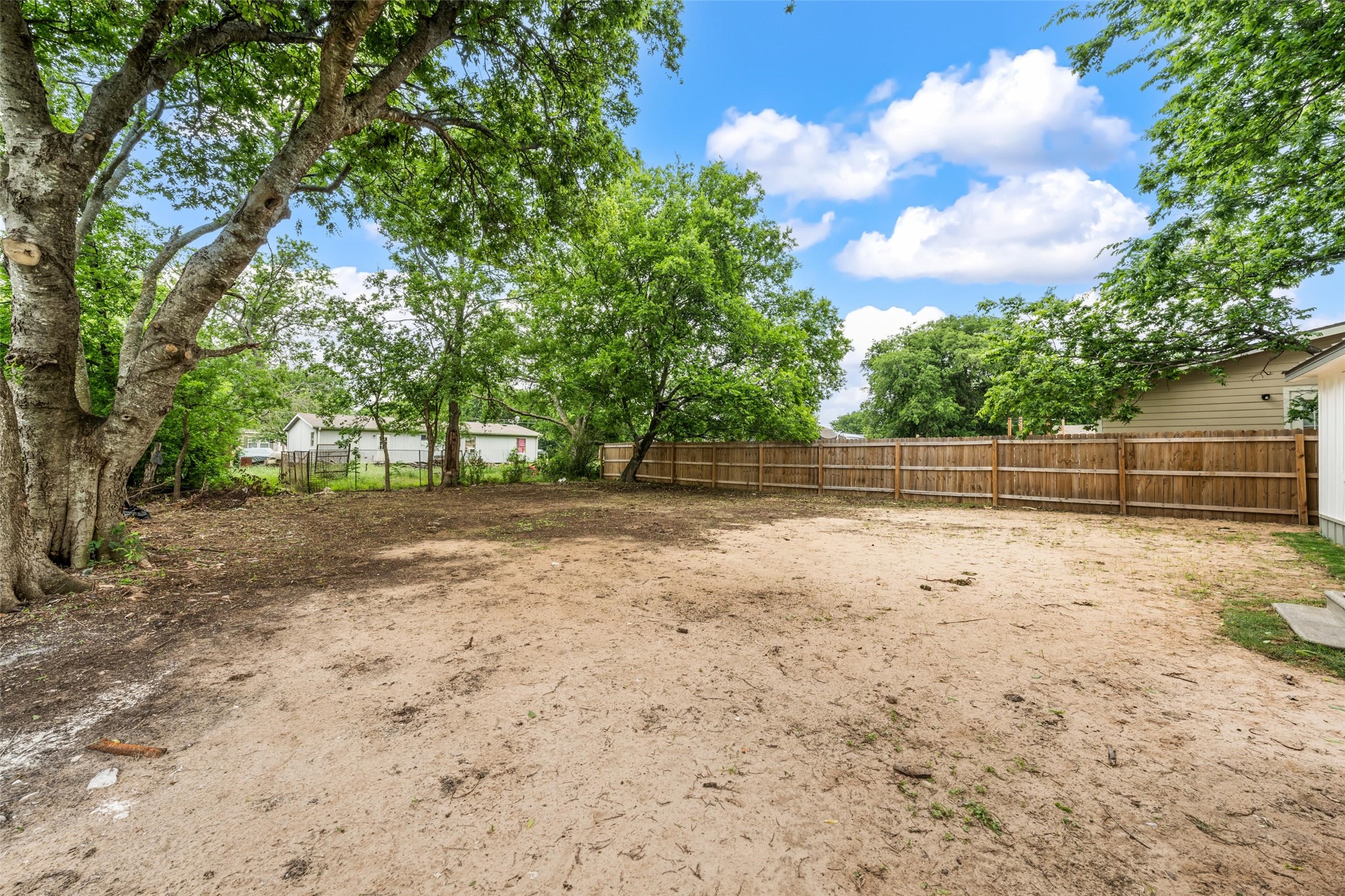 407 Johnson Street Mcgregor TX 76657