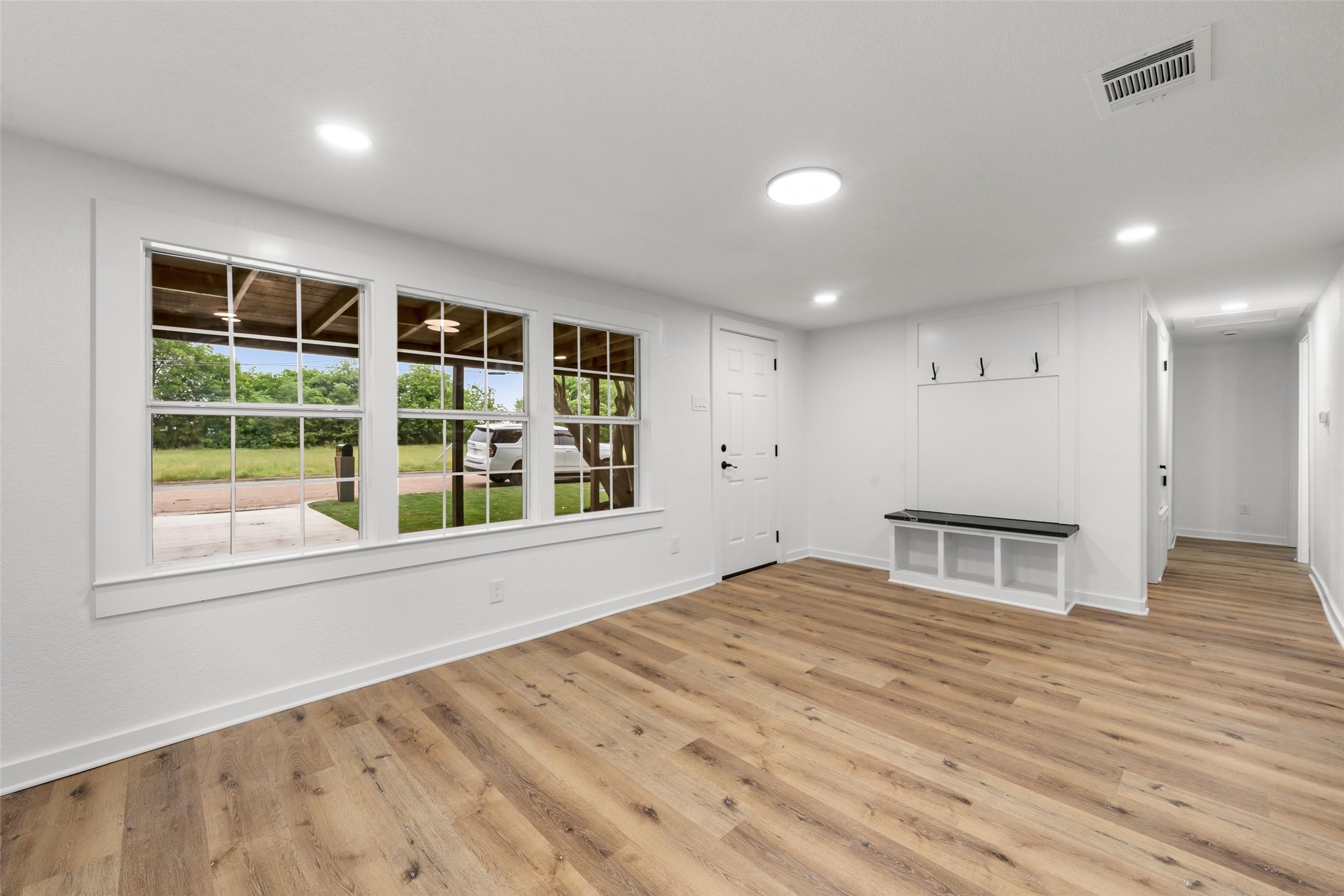407 Johnson Street Mcgregor TX 76657