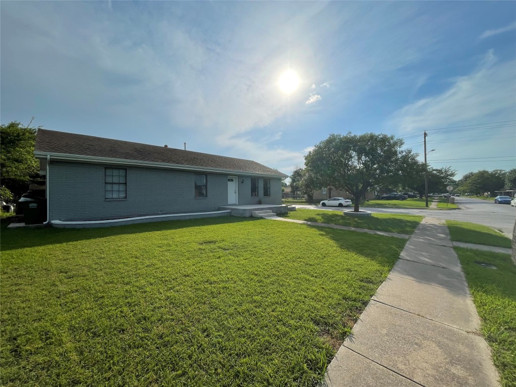 4201 Arborcrest Drive Balch Springs TX 75180