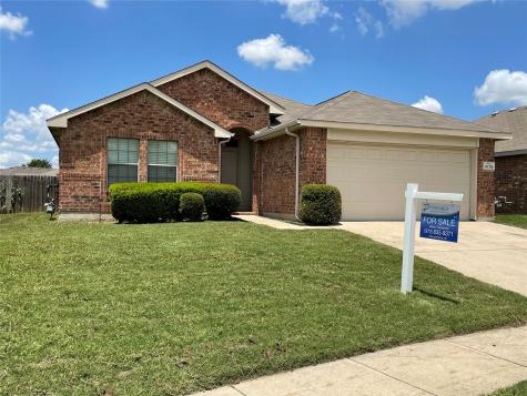 5705 Country Valley Lane Fort Worth TX 76179