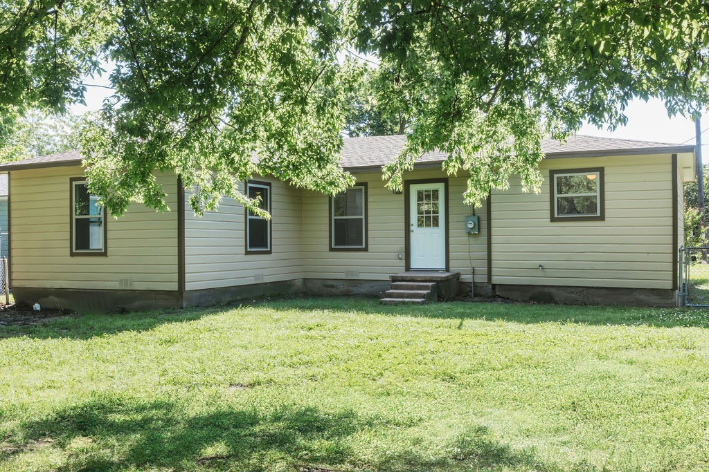 1404 Pecan Street Bonham TX 75418