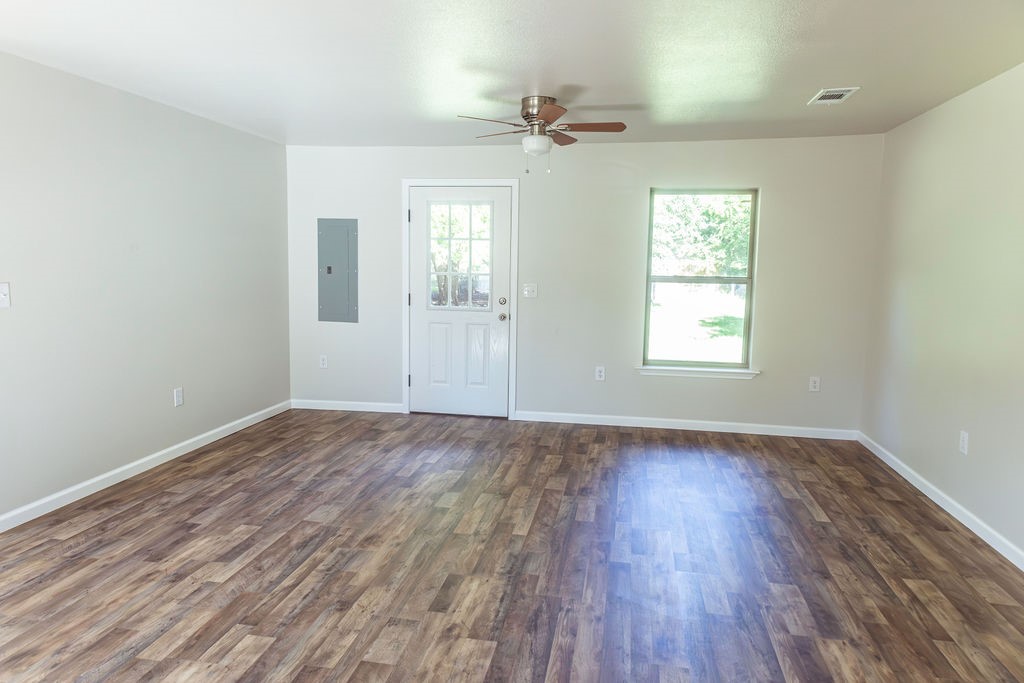 1404 Pecan Street Bonham TX 75418