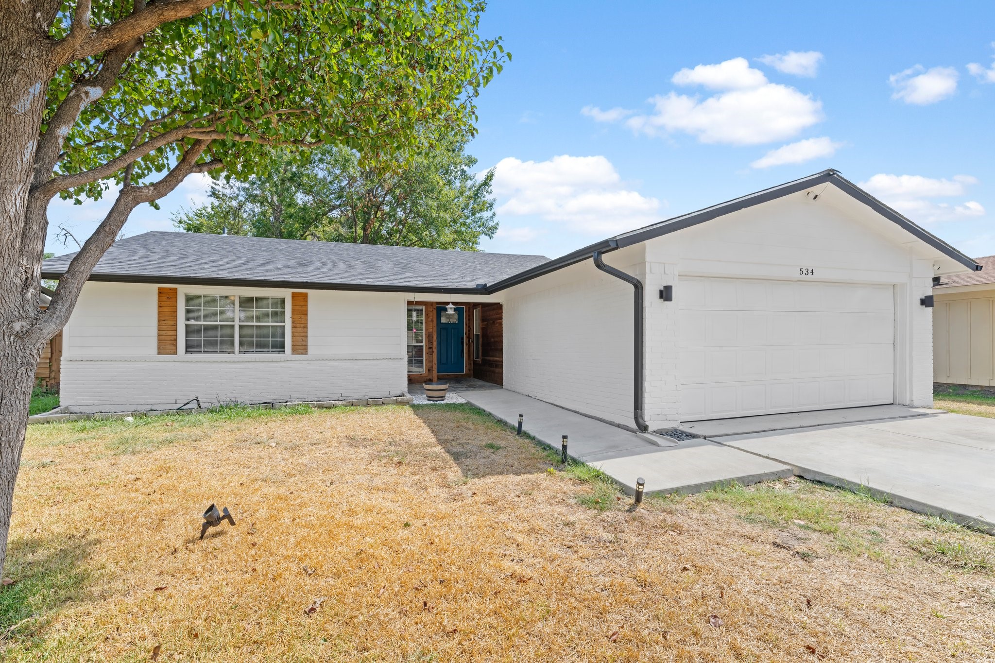 534 Stroud Lane Garland TX 75043