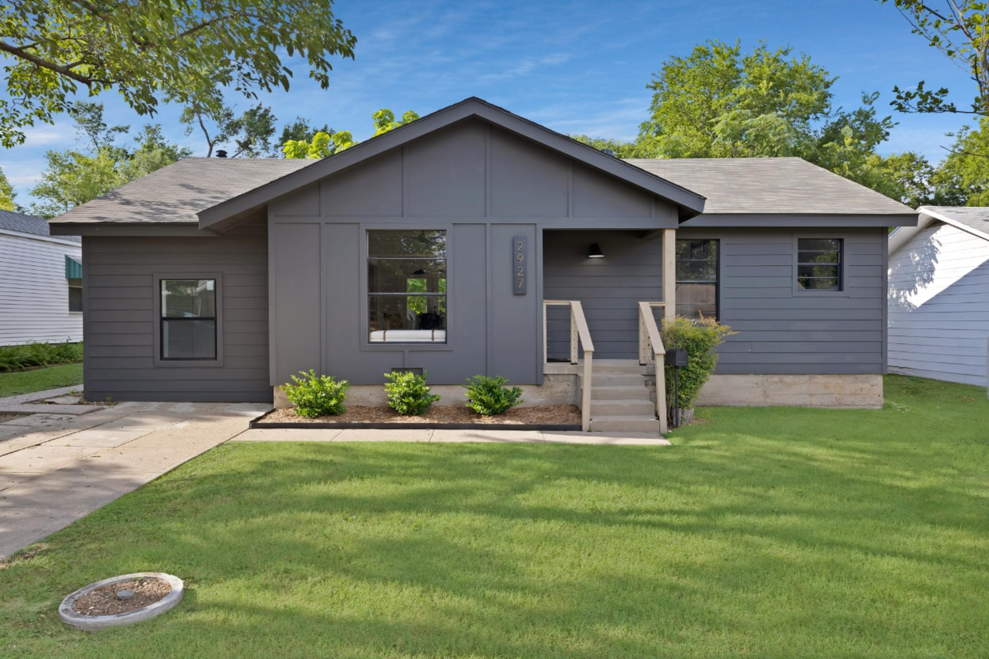 2927 Kingston Street Dallas TX 75211