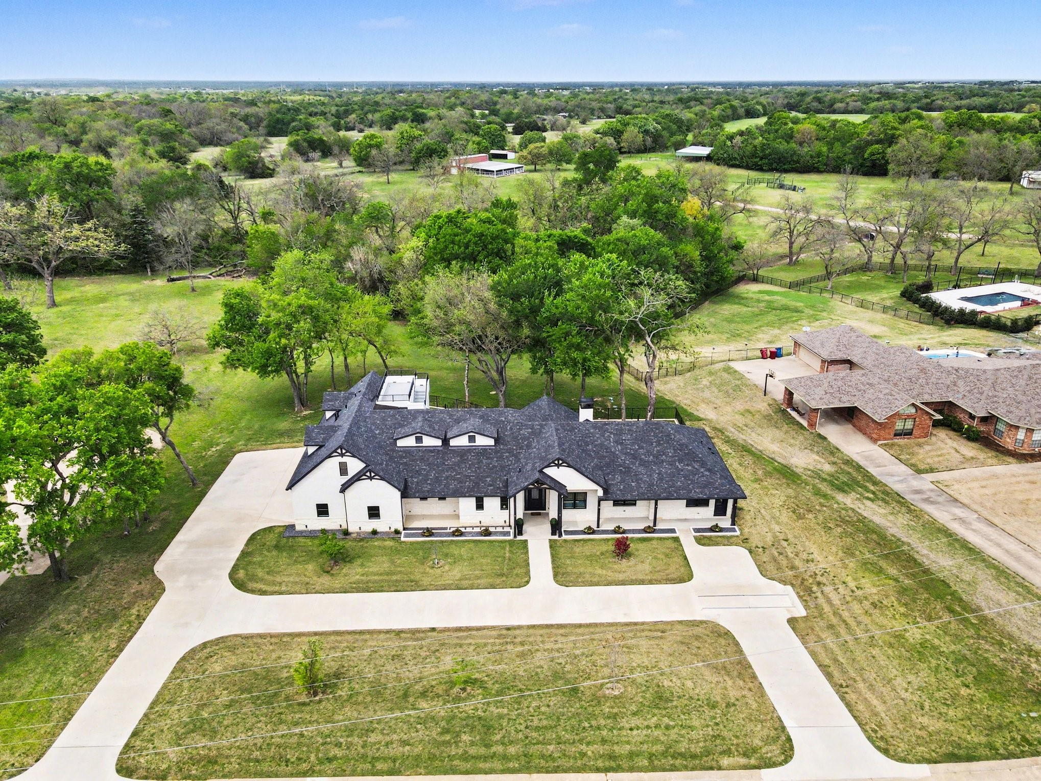 1421 Red Oak Circle Farmersville TX 75442