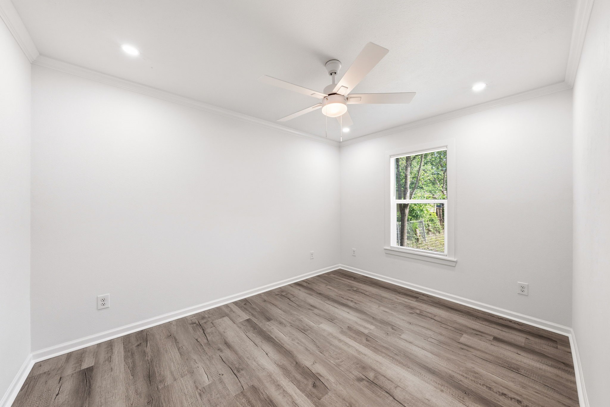 1630 Hansboro Avenue Dallas TX 75224