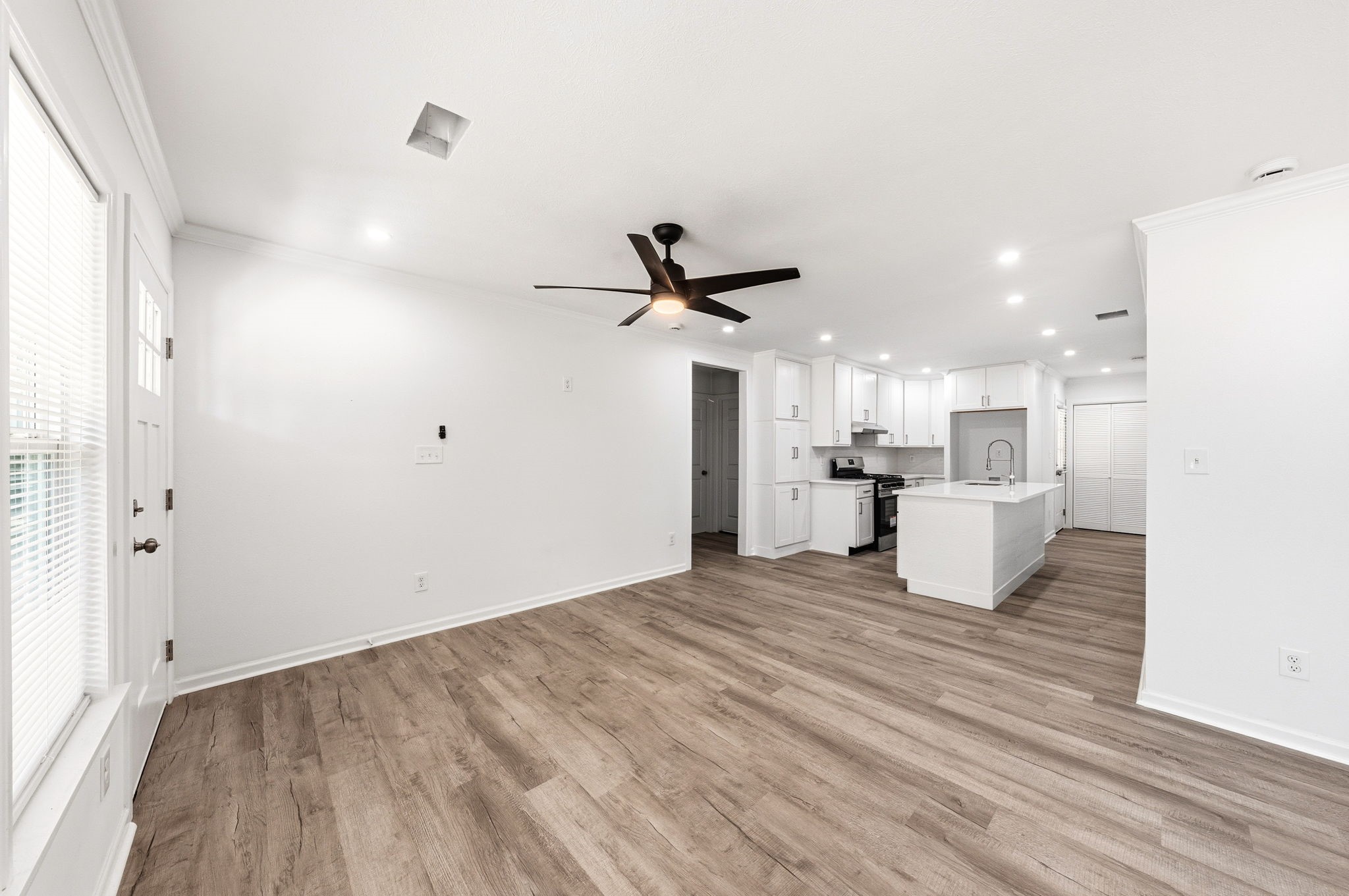 1630 Hansboro Avenue Dallas TX 75224