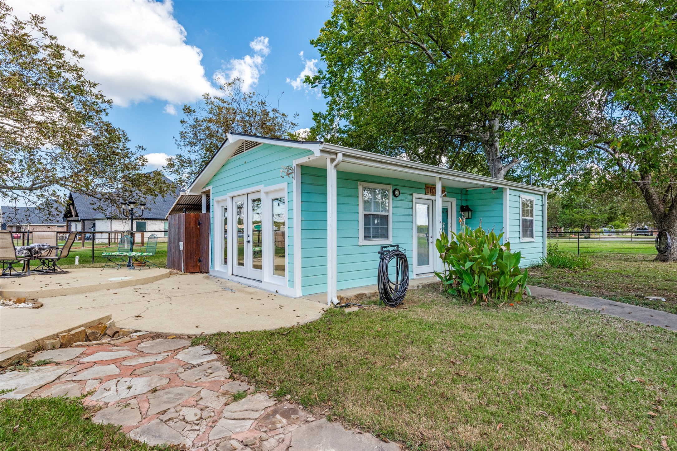 9591 Dripping Springs Road Denison TX 75021