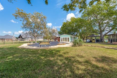 9591 Dripping Springs Road Denison TX 75021