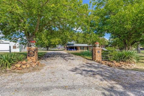 9591 Dripping Springs Road Denison TX 75021
