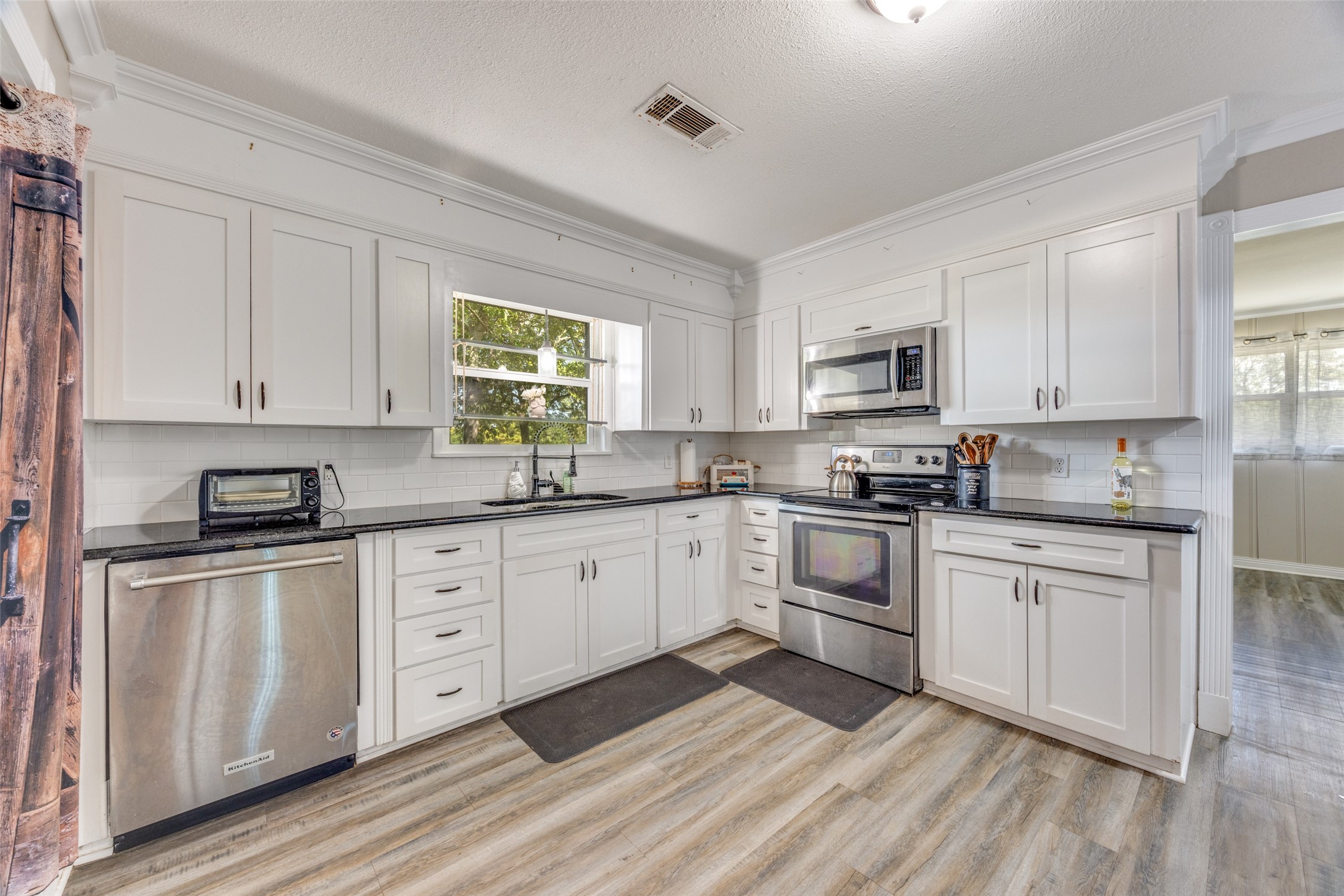 9591 Dripping Springs Road Denison TX 75021