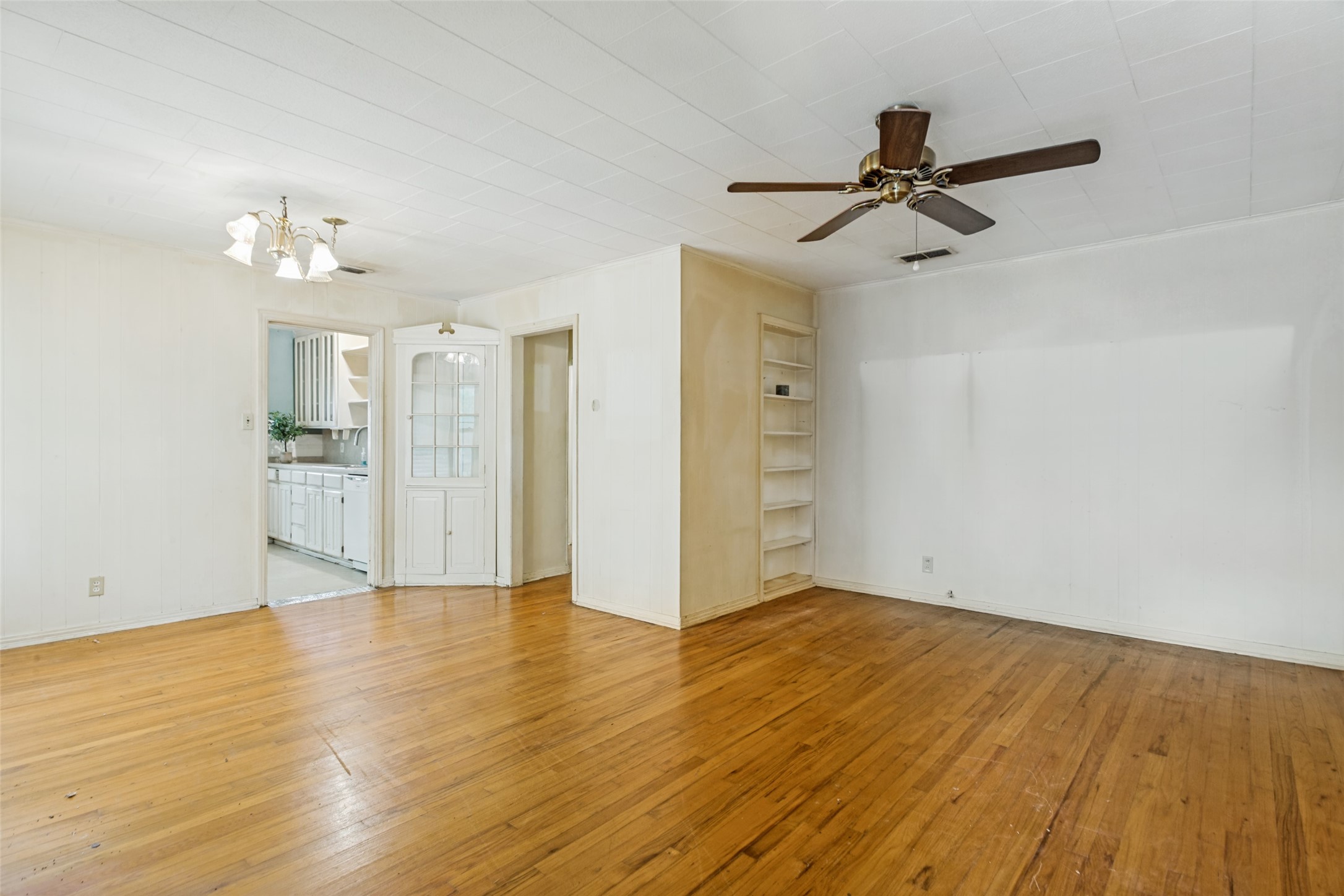 3825 Byers Avenue Fort Worth TX 76107