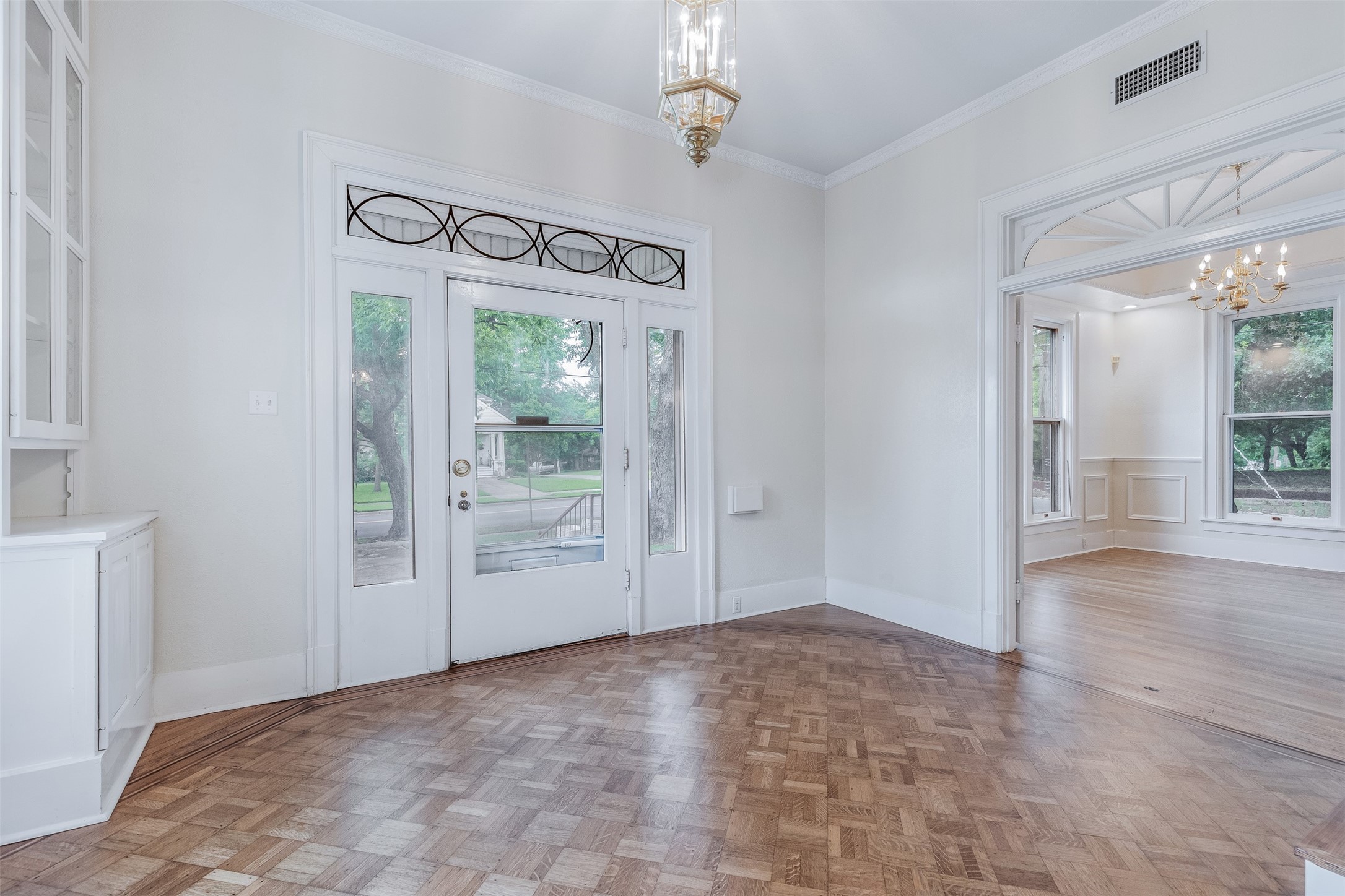 721 W Washington Street Sherman TX 75092