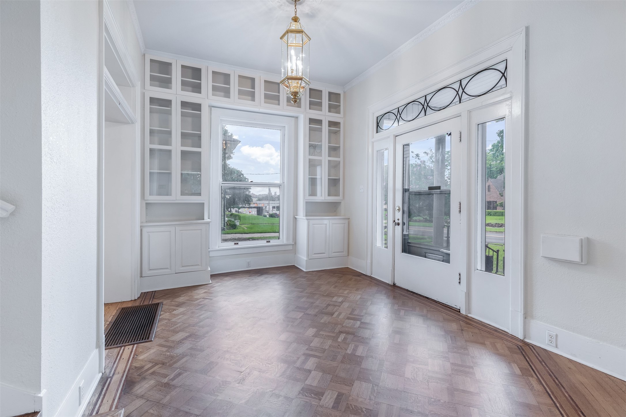 721 W Washington Street Sherman TX 75092