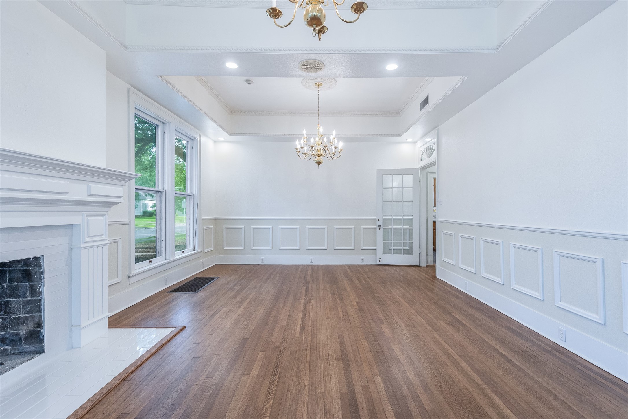 721 W Washington Street Sherman TX 75092