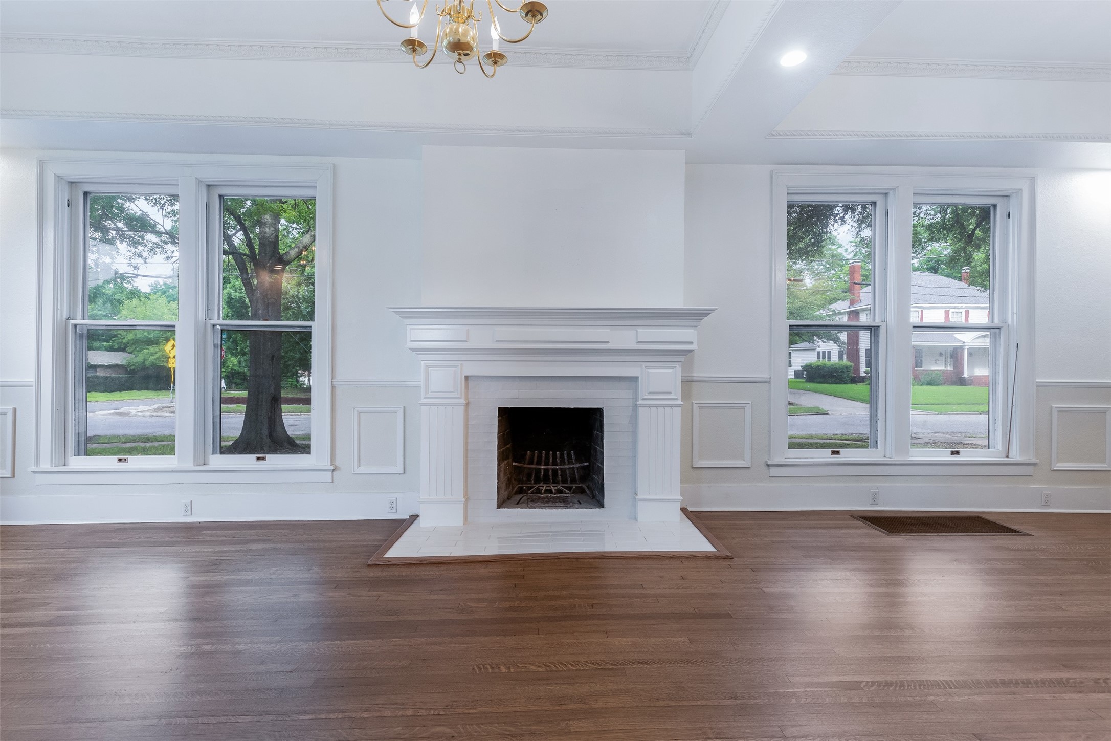 721 W Washington Street Sherman TX 75092