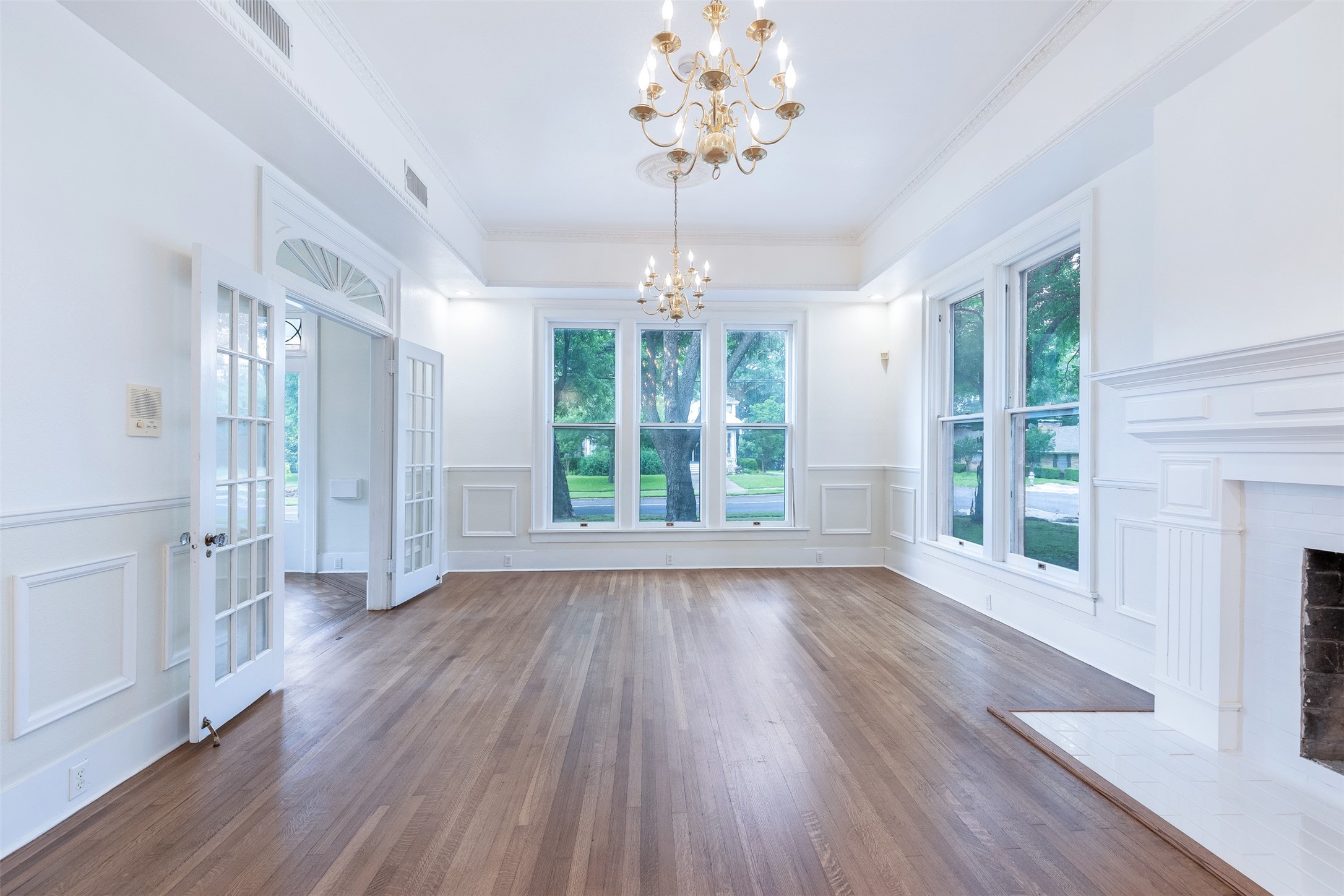 721 W Washington Street Sherman TX 75092