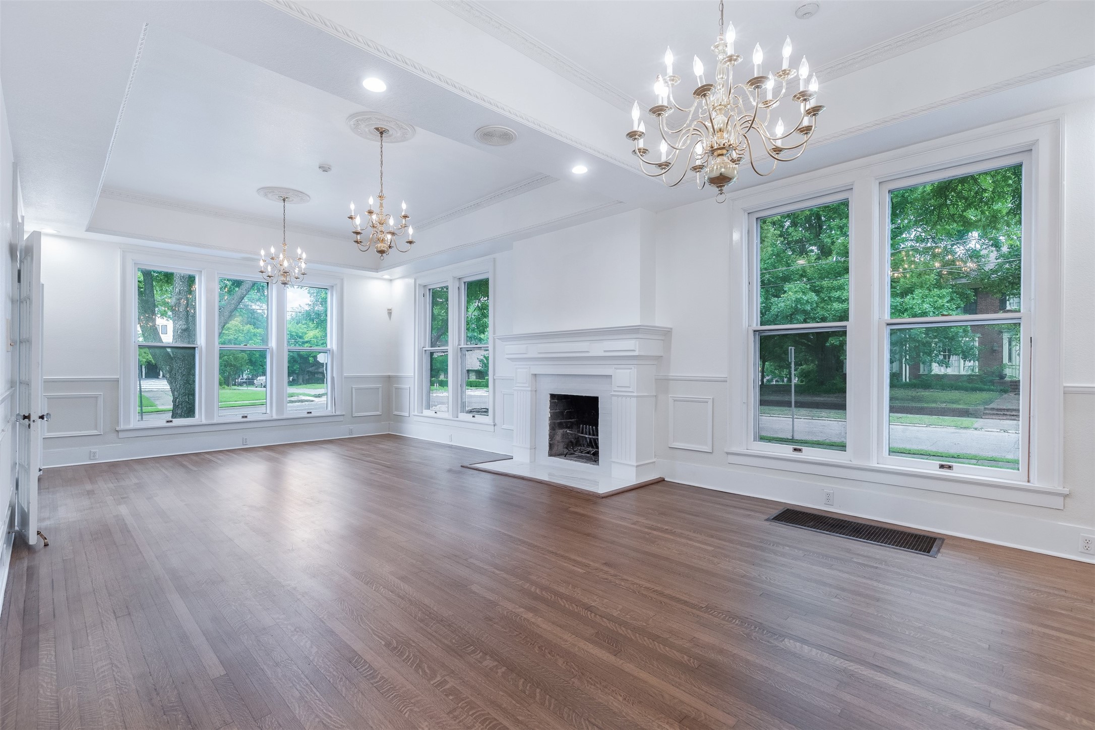 721 W Washington Street Sherman TX 75092