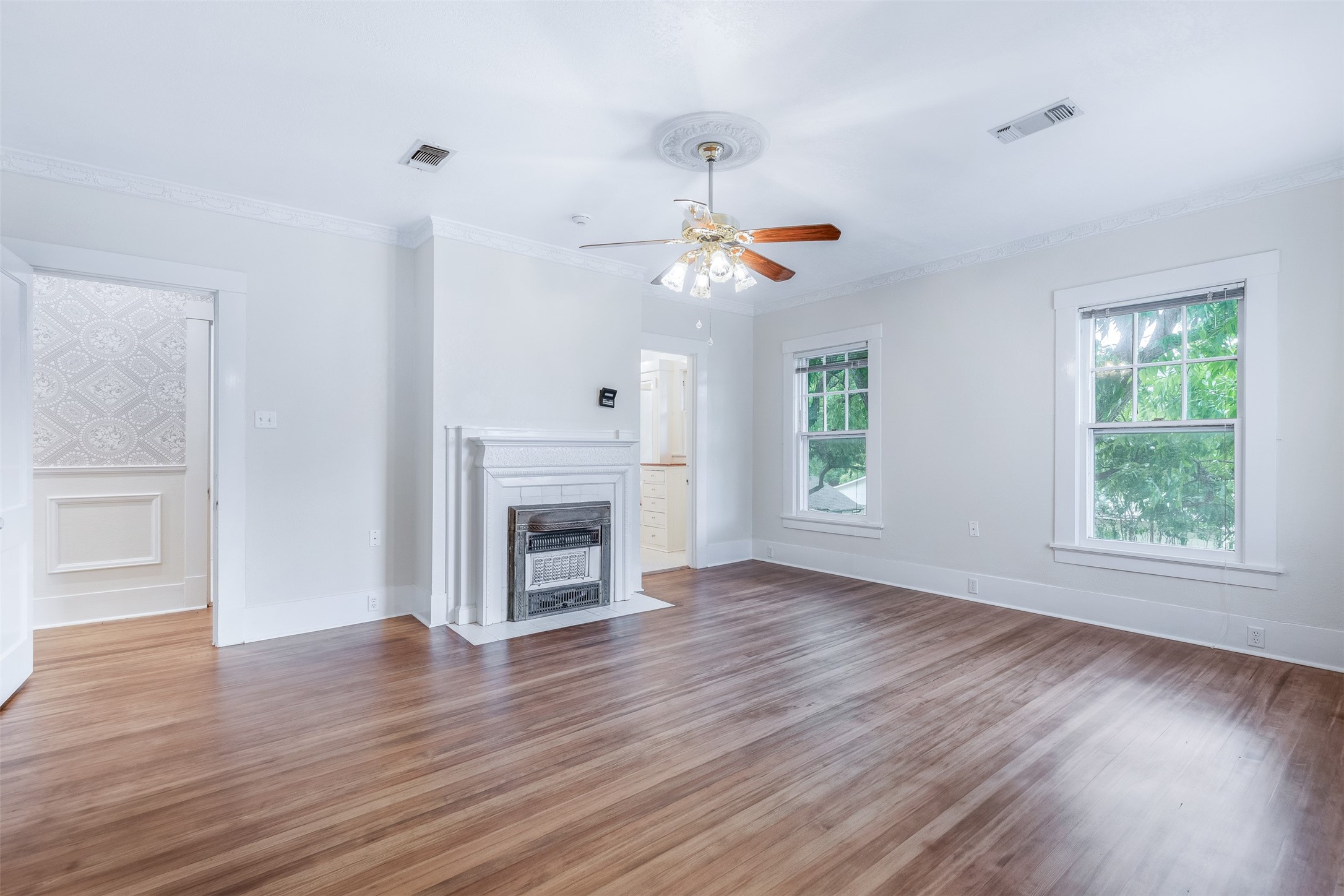 721 W Washington Street Sherman TX 75092