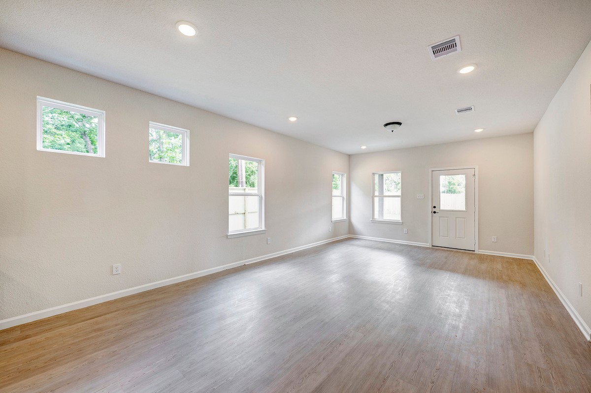 1233 Anderson Drive Trenton TX 75490