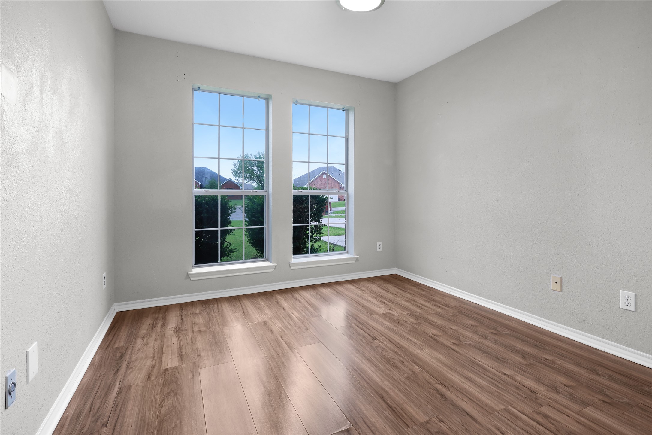 709 Elm Circle Van Alstyne TX 75495