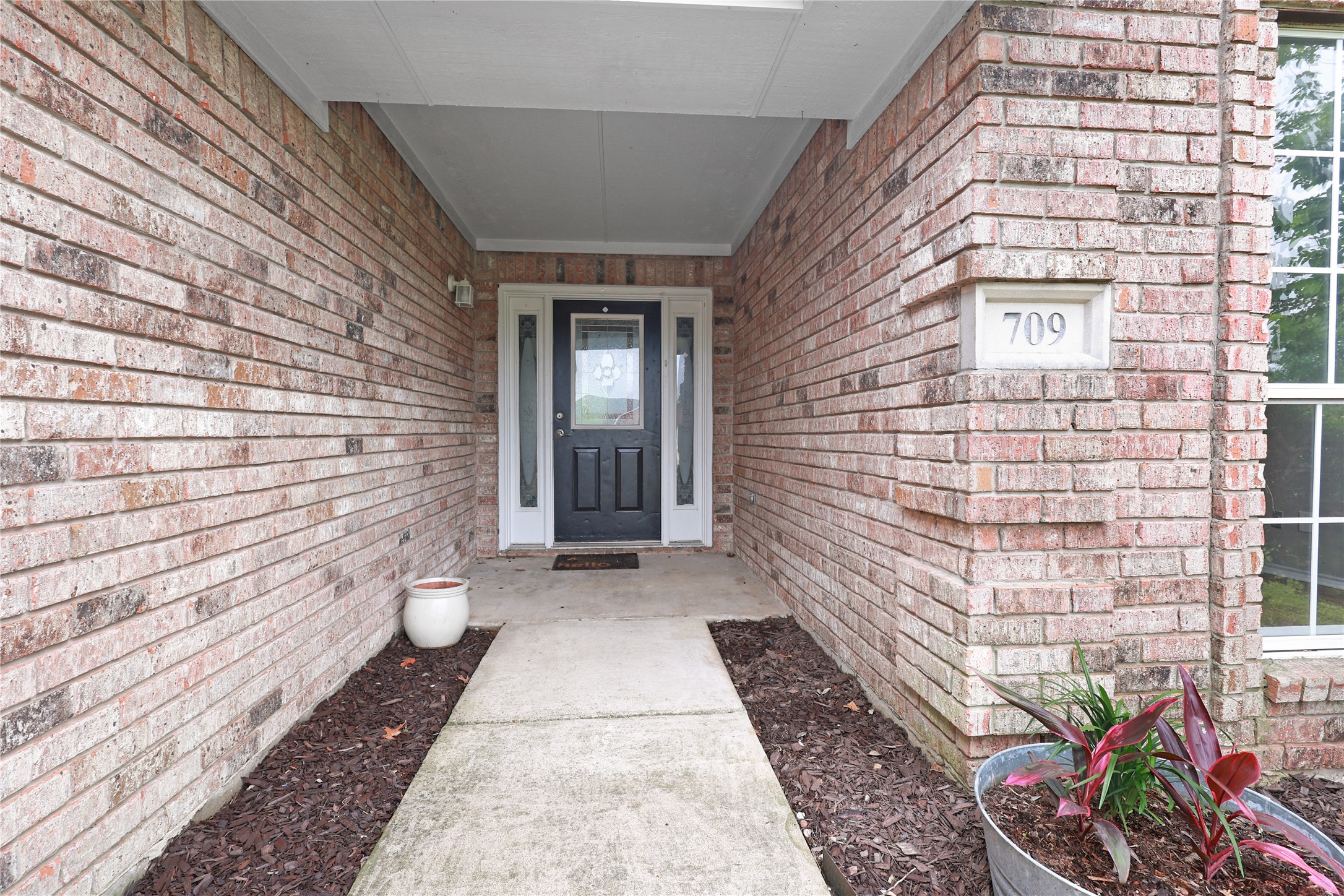 709 Elm Circle Van Alstyne TX 75495