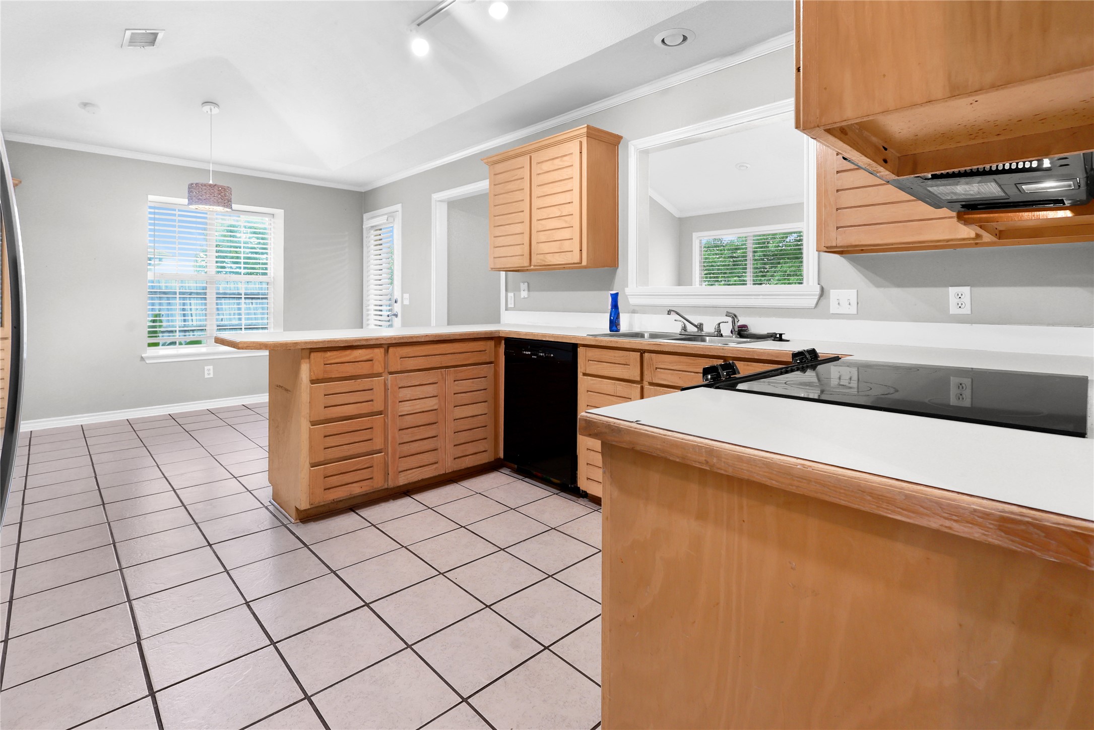709 Elm Circle Van Alstyne TX 75495