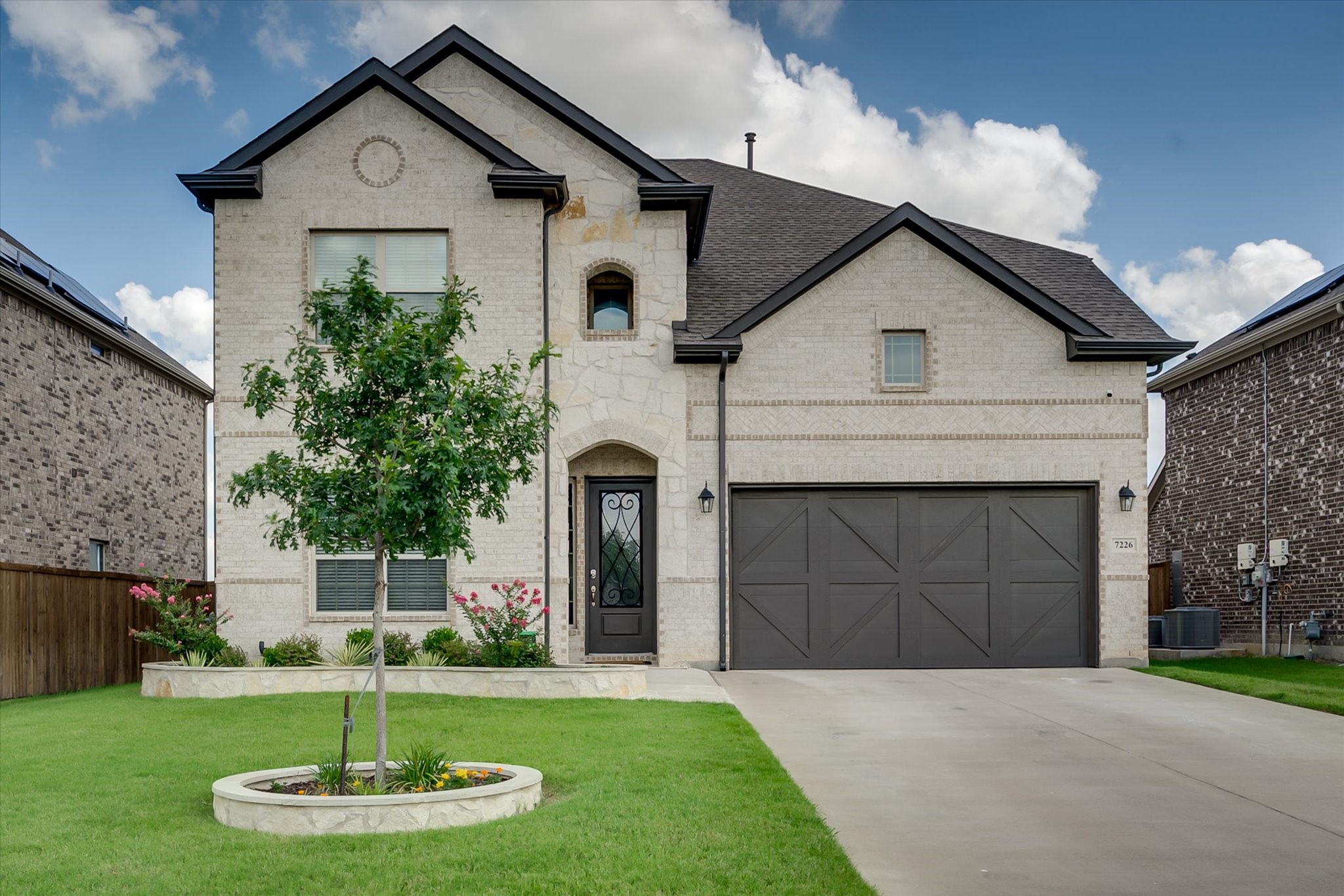 7226 Crowell Avenue Arlington TX 76002