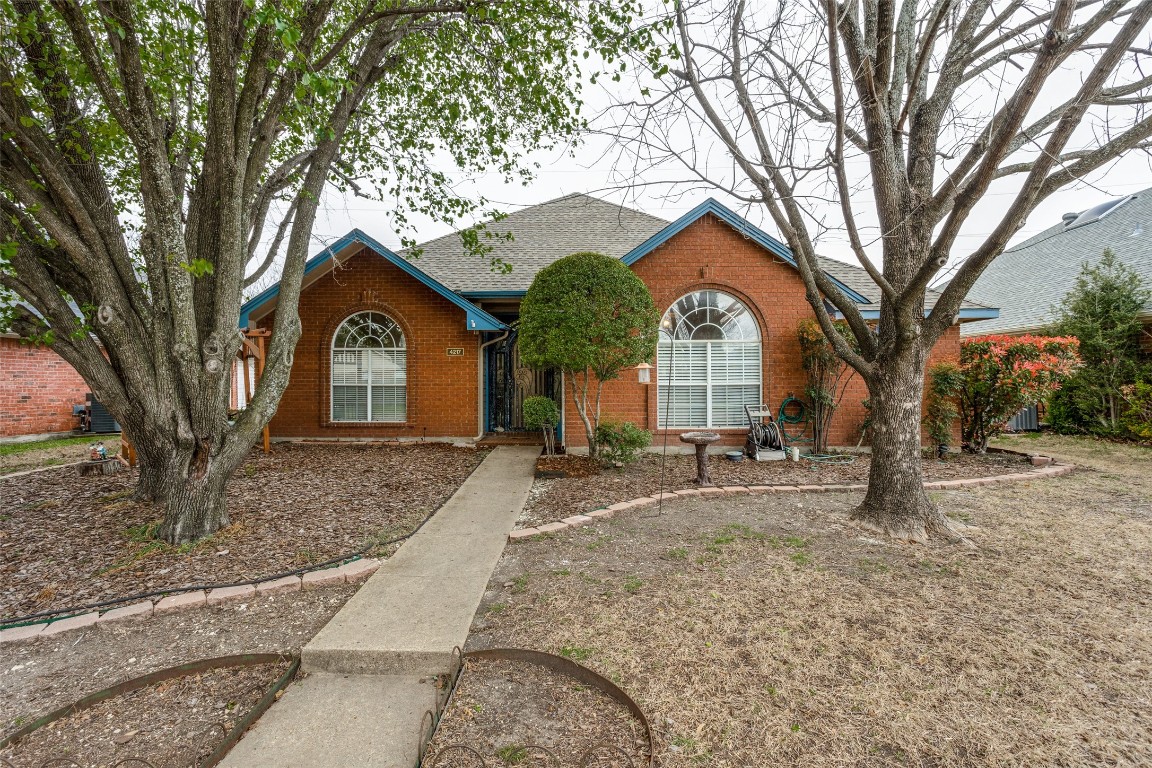 4217 Arrowcrest Lane Garland TX 75044