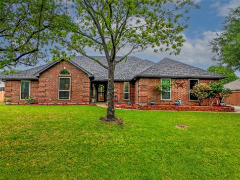 420 Flagstone Drive Burleson TX 76028