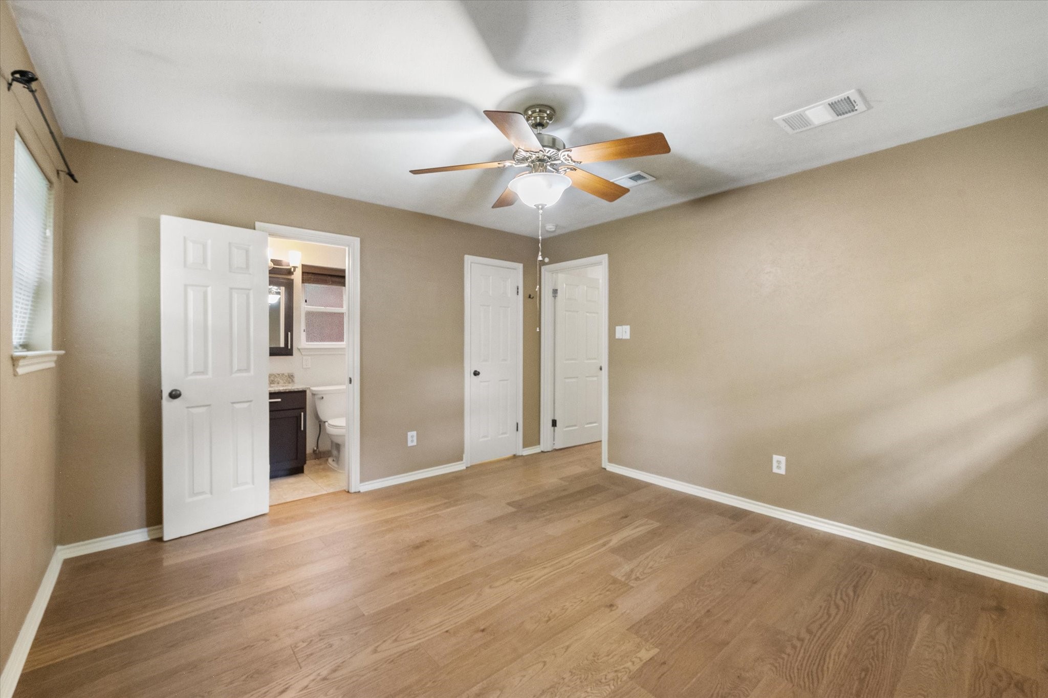 3008 Woodford Drive Arlington TX 76013