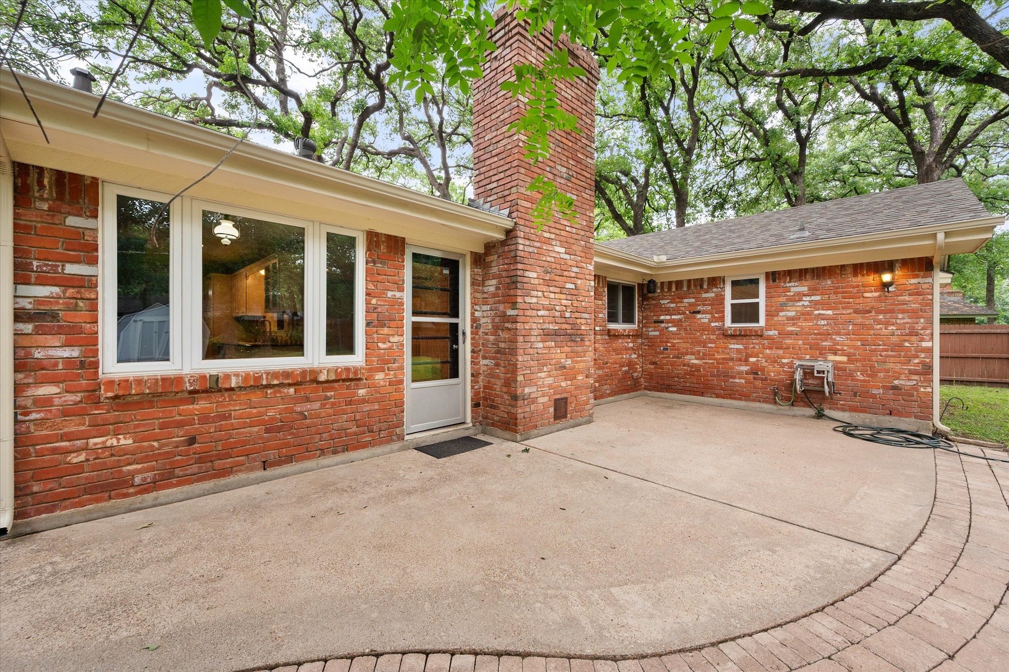 3008 Woodford Drive Arlington TX 76013